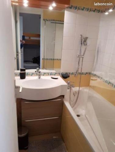 Shower, Studio Les Menuires - pied des pistes in Saint-Martin-de-Belleville