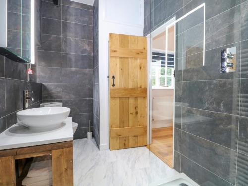 Calvin's Cottage Calvin's Cottage