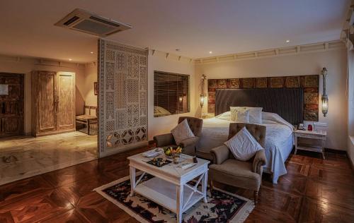 592872027 The Rawla Narlai - A Luxury Heritage Stay in Leopard Country