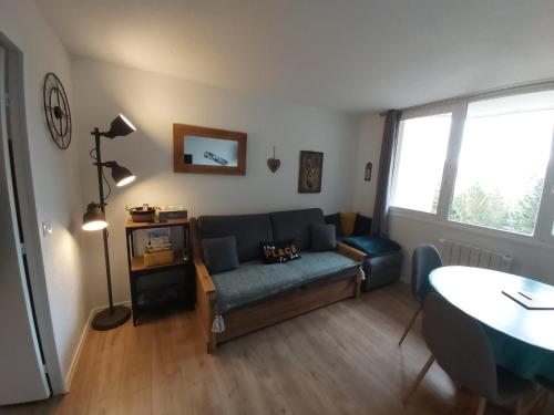 Studio Les Menuires - pied des pistes in Saint-Martin-de-Belleville