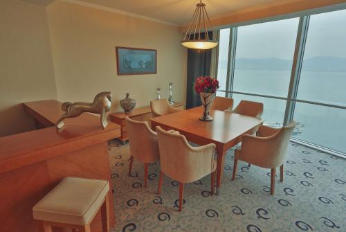 592879341 Wyndham Grand Izmir Ozdilek Thermal & Spa