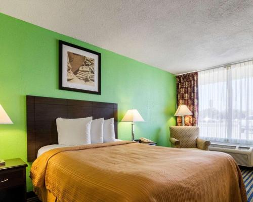 Quality Inn Liberal - image 6