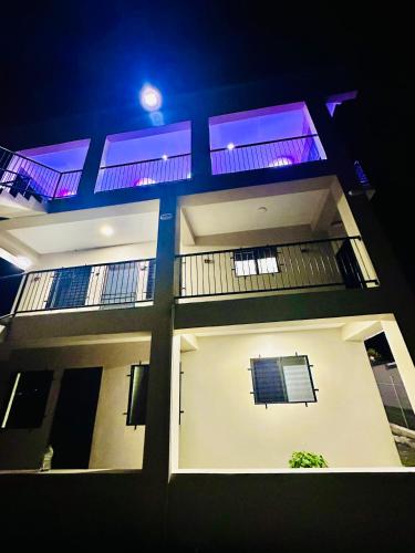 Exterior view, VNZ Luxury Apartment in Ba