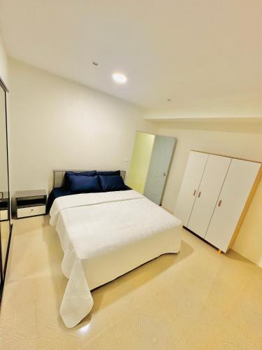 VNZ Luxury Apartment in Ba