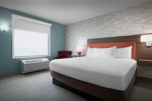 Home2 Suites by Hilton Phoenix North Happy Valley - image 2