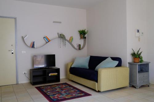Later, Crema (photo 9)