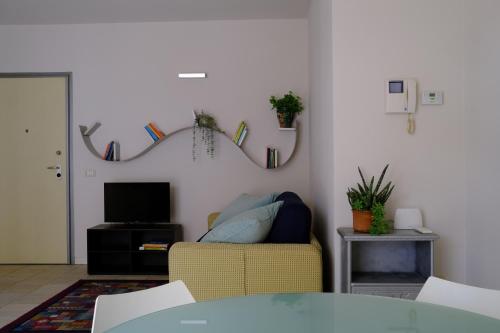 Later, Crema (photo 10)