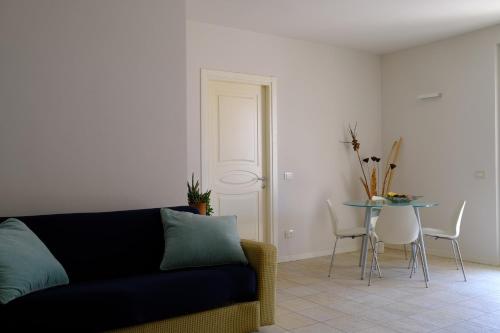 Later, Crema (photo 7)