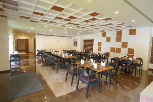 Hotel Devalokam in Pattambi