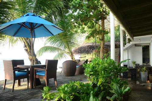 Turtle Beach Talpe in Unawatuna