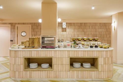 Room Mate Leo - image 14