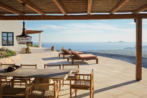 A környék, Patina Vivera Estate Santorini in Moni Profitou Iliou