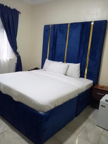 Tovia Hotel and Suite Limited in בנין סיטי