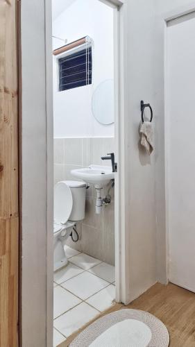 세부 Una Isla Vida - Your Affordable Retreat Space 3성급 싱글룸 스위트룸