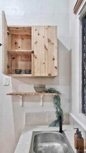 Kitchen, Una Isla Vida - Your Affordable Retreat Space in Olango Island