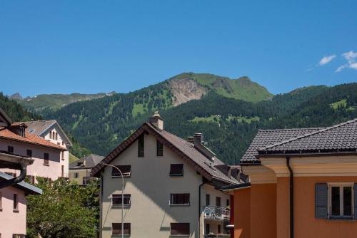 Hotel Des Alpes - Restaurant & Pizzeria in Airolo