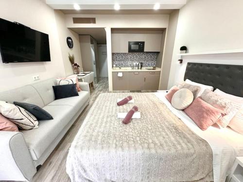 Elegant Seaview Alliance Palace Apartment