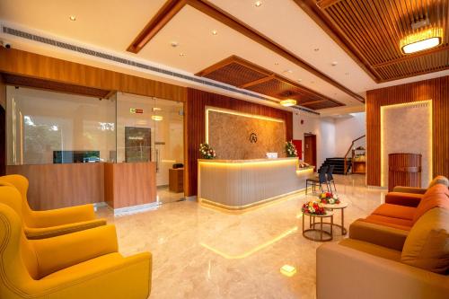 Vestabils, Hotel Grand Avenue in Kanam
