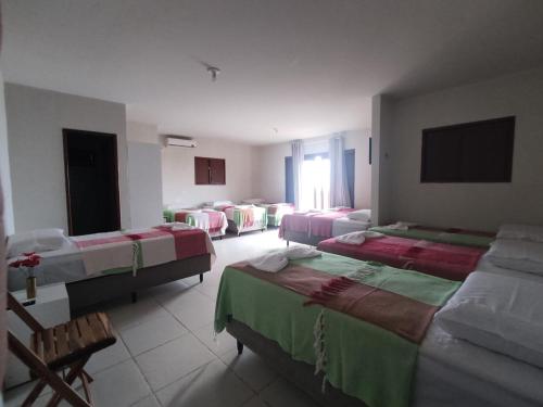 2 double beds, 4 twin beds