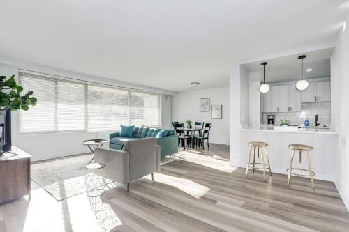 Arlington Escape: 2BR Oasis Near D C & Airport in Arlington, USA