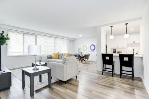 Arlington Chic 2BR - Minutes to DC and Hotspots in Arlington, USA