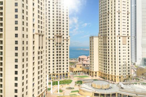 LUX Contemporary Suite with Marina View 3, Dubaj (fotografie 9)