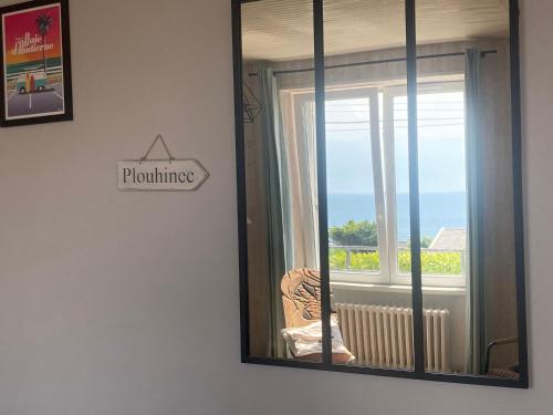 Maison de famille vue mer- 4 chambres, 8 personnes gîte à louer Kervoazec