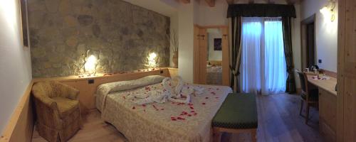 Double or Twin Room with Balcony