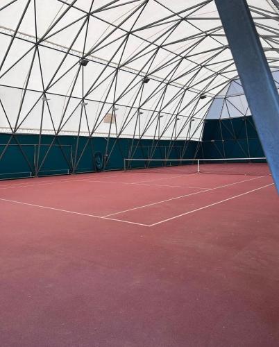 Teniszpályák, Sportland in Colle di Val d' Elsa