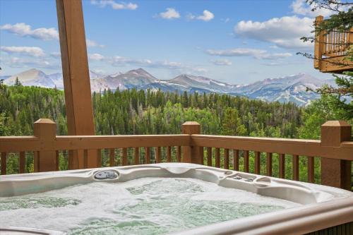 Alpine Vista Retreat home in Breckenridge, USA