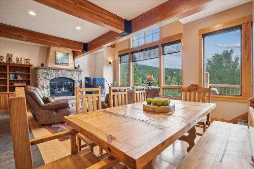 Alpine Vista Retreat home in Breckenridge, USA