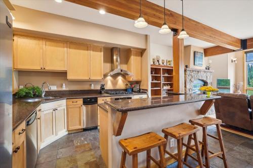 Alpine Vista Retreat home in Breckenridge, USA
