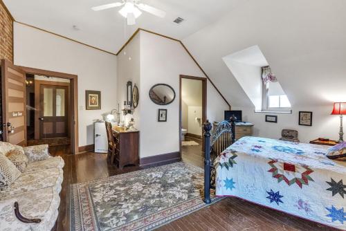 1 queen bed