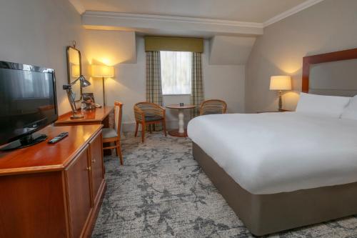 Dunston Hall - image 3