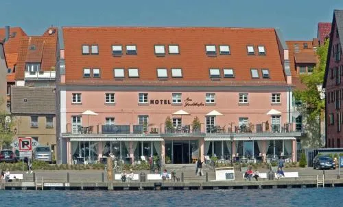 Hotel Am Yachthafen in Waren Müritz, Deutschland