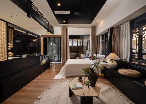 Yunman Sky Cloud Quiet Listening Garden Homestay in Lijiang