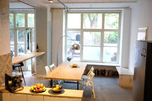 Urban Loft in Vibrant Kreuzkölln - 3BR - 160sqm - 5 showers in Berlin, Deutschland