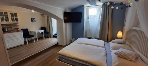 Hotel Excellent – Prague, PA