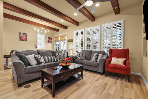 Legacy Villas 3 Bedroom 3 Bath Near Main Pool and Gym in La Quinta, USA