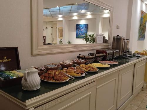 ATLAS TOWER HOTEL - image 4