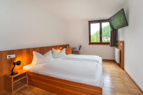 Bed & Breakfast Hostel Nives in Stelvio