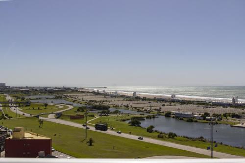 ระเบียง/ชานเรือน, Departamento con vista al mar in โบสเก เปรัลตา ราโมส