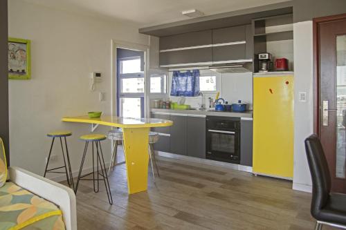 ห้องครัว, Departamento con vista al mar in โบสเก เปรัลตา ราโมส