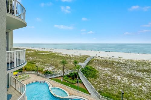 Spanish Key Unit 407 in Parasol Nyugat