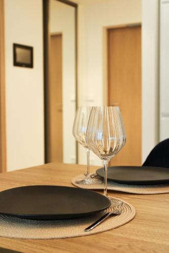 SkyResidence Luxury Apartment With City & Garden View in Kitsekula