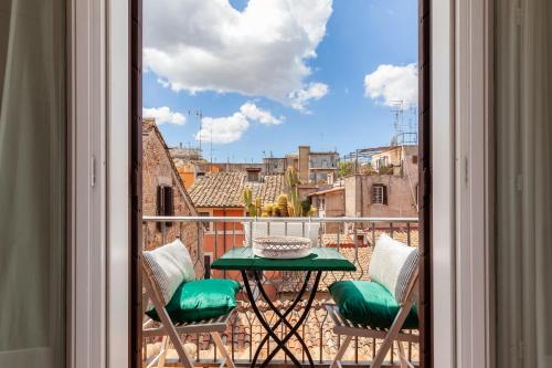 Campo dei Fiori Sun with balcony, Roma (foto 3)