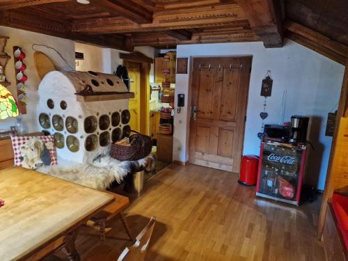 Perfektes Alpenrefugium mit Hüttencharacter (Perfektes Alpenrefugium mit Huttencharacter) in โอเบอราเมอเกา