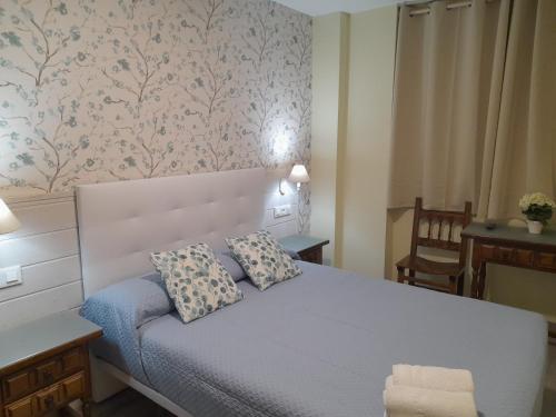 Hostal San Roque - image 11