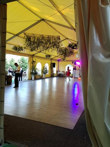 Kompleks rekreacyjno- hotelowo-wypoczynkowy FIRLEJOWE SIOŁO (Kompleks rekreacyjno- hotelowo-wypoczynkowy FIRLEJOWE SIOLO) in Karolina