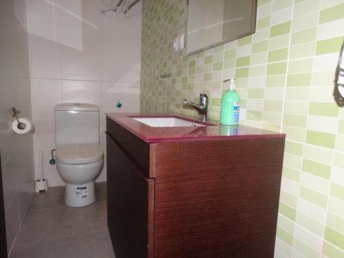 One-Bedroom Apartment (4 Adults) image 1